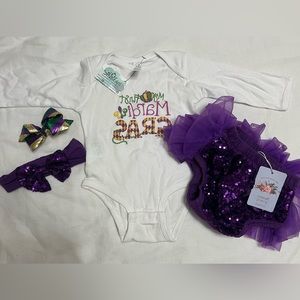 My first Mardi Gras outfit